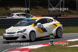 Free Practice 1, Igor Skuz (UKR) Opel Astra OPC, Campos Racing 27.03.2015. TCR International Series, Rd 1, Sepang, Malaysia, Friday.
