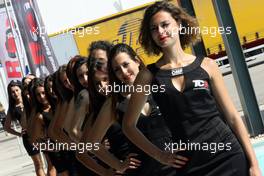 Shake Down, Grid Girls 10.05.2015. TCR International Series, Rd 4, Portimao, Portugal Sunday.