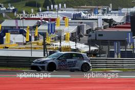 12.07.2015 - Race 1, Pol Rosell (ESP) Volkswagen Golf TCR, Liqui Moly Team Engstler 11-12.07.2015 TCR International Series, Red Bull Ring, Salzburg, Austria