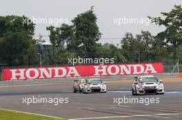 Race 1, Michael Choi (HKG) SEAT Leon, Prince Racing Hong Kong 23-25.10.2015. TCR International Series, Rd 10, Buriram, Thailand.