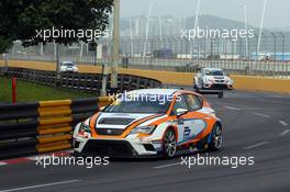 Friday Practice, Samson Chan (HKG) SEAT Leon, Roadstar Racing Team 20-22.11.2015. TCR International Series, Rd 11, Macau, China.