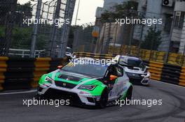 Saturday Qualifying, Samson Chan (HKG) SEAT Leon, Roadstar Racing Team 20-22.11.2015. TCR International Series, Rd 11, Macau, China.