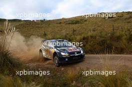 24.04.2015 - Sebastien OGIER (FRA) - Julien INGRASSIA (FRA), Volkswagen Polo R WRC, VOLKSWAGEN Motorsport 22-26.04.2015 FIA World Rally Championship 2015, Rd 4, Rally Argentina, Carlos Paz, Argentina