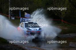 22.04.2015 - Thierry NEUVILLE (BEL)- Nicolas GILSOUL (BEL), Hyundai i20WRC, HYUNDAI Motorsport 22-26.04.2015 FIA World Rally Championship 2015, Rd 4, Rally Argentina, Carlos Paz, Argentina