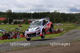 01.08.2015 - Hayden Paddon, John Kennard (Hyundai i20 WRC, #20 Hyundai Motorsport N) 30.07-02.08.2015 FIA World Rally Championship 2015, Rd 8, Rally Finland, Jyvaskyla, Finland