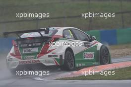 Gabriele Tarquini (ITA), Honda Civic WTCC, Honda Racing Team JAS 02-03.05.2015 World Touring Car Championship, Rd 5 and 6, Hungaroring, Budapest, Hungary