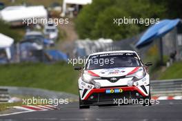 #326 Toyota Gazoo Racing, Toyota C-HR Racing: Masahiko Kageyama, Kumi Sato, Tomoyuki Katayama. 25.-29.05.2016 Nürburging 24 Hours, Nordschleife, Nurburging, Germany, Practice and Qualifying.