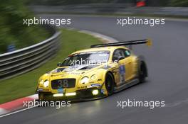 #38 Bentley Team Abt, Bentley Continental GT3: Christian Menzel, Guy Smith, Marco Holzer, Fabian Hamprecht. 25.-29.05.2016 Nürburging 24 Hours, Nordschleife, Nurburging, Germany, Race.