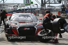 Adrien de Leener (BEL), Peter Kox (NDL), Pierre Kaffer (DEU), Audi R8 LMS, Belgian Audi Club Team WRT 14-15.05.2016. Blancpain Endurance Series, Rd 2, Silverstone, England.