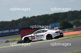 Derek Pierce (GBR), Chris Cooper (GBR), Chris Harris (GBR), Bentley Continental GT3, Team Parker Racing 14-15.05.2016. Blancpain Endurance Series, Rd 2, Silverstone, England.