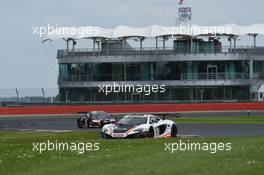 Andrew Watson (GBR), Struan Moore (GBR), Alex Fontana (CHE), McLaren 650 S GT3, Garage 59 14-15.05.2016. Blancpain Endurance Series, Rd 2, Silverstone, England.