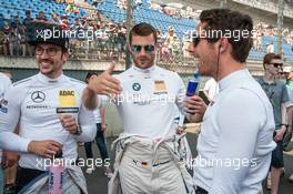 having fun at the grid, Maximilian Götz (GER) Mercedes-AMG Team HWA, Mercedes-AMG C63 DTM, Martin Tomczyk (GER) BMW Team Schnitzer, BMW M4 DTM, Daniel Juncadella (ESP) Mercedes-AMG Team HWA, Mercedes-AMG C63 DTM,  05.06.2016, DTM Round 3, Lausitzring, Germany, Sunday.