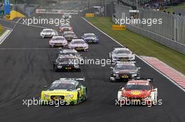 Mike Rockenfeller (GER) Audi Sport Team Phoenix, Audi RS 5 DTM and Augusto Farfus (BRA) BMW Team MTEK, BMW M4 DTM. 25.09.2016, DTM Round 8, Hungaroring, Hungary, Sunday, Race.