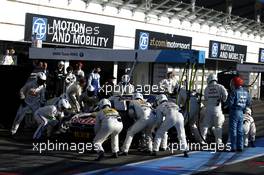 Pit stop Marco Wittmann (GER) BMW Team RMG, BMW M4 DTM. 16.10.2016, DTM Round 9, Hockenheimring, Germany, Sunday, Race 2.