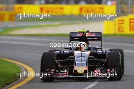 Carlos Sainz Jr (ESP) Scuderia Toro Rosso STR11. 18.03.2016. Formula 1 World Championship, Rd 1, Australian Grand Prix, Albert Park, Melbourne, Australia, Practice Day.