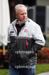 Gene Haas (USA) Haas Automotion President. 18.03.2016. Formula 1 World Championship, Rd 1, Australian Grand Prix, Albert Park, Melbourne, Australia, Practice Day.