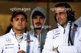 (L to R): Felipe Massa (BRA) Williams with Dave Robson (GBR) Williams Race Engineer. 18.03.2016. Formula 1 World Championship, Rd 1, Australian Grand Prix, Albert Park, Melbourne, Australia, Practice Day.