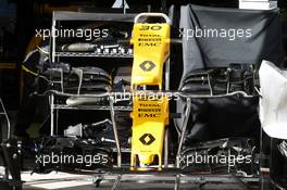 Renault Sport F1 Team RS16 front wings. 18.03.2016. Formula 1 World Championship, Rd 1, Australian Grand Prix, Albert Park, Melbourne, Australia, Practice Day.