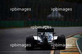 Lewis Hamilton (GBR) Mercedes AMG F1 W07 Hybrid. 20.03.2016. Formula 1 World Championship, Rd 1, Australian Grand Prix, Albert Park, Melbourne, Australia, Race Day.