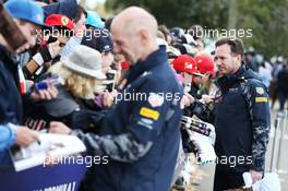Adrian Newey (GBR) Red Bull Racing Chief Technical Officer and Christian Horner (GBR) Red Bull Racing Team Principal sign autographs for the fans. 19.03.2016. Formula 1 World Championship, Rd 1, Australian Grand Prix, Albert Park, Melbourne, Australia, Qualifying Day.