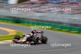 Carlos Sainz Jr (ESP) Scuderia Toro Rosso STR11. 19.03.2016. Formula 1 World Championship, Rd 1, Australian Grand Prix, Albert Park, Melbourne, Australia, Qualifying Day.