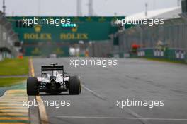 Fernando Alonso (ESP) McLaren MP4-31. 19.03.2016. Formula 1 World Championship, Rd 1, Australian Grand Prix, Albert Park, Melbourne, Australia, Qualifying Day.
