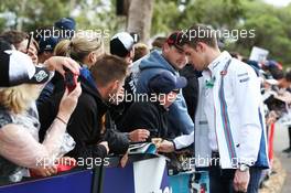 Paul di Resta (GBR) Williams Reserve Driver signs autographs for the fans. 19.03.2016. Formula 1 World Championship, Rd 1, Australian Grand Prix, Albert Park, Melbourne, Australia, Qualifying Day.