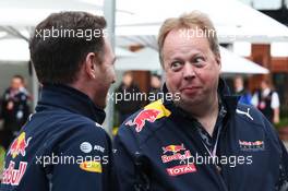 (L to R): Christian Horner (GBR) Red Bull Racing Team Principal with Andy Palmer (GBR) Aston Martin CEO. 19.03.2016. Formula 1 World Championship, Rd 1, Australian Grand Prix, Albert Park, Melbourne, Australia, Qualifying Day.