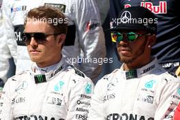 Nico Rosberg (GER), Mercedes AMG F1 Team Lewis Hamilton (GBR), Mercedes AMG F1 Team  20.03.2016. Formula 1 World Championship, Rd 1, Australian Grand Prix, Albert Park, Melbourne, Australia, Race Day.