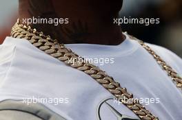 Lewis Hamilton (GBR) Mercedes AMG F1 - necklace. 17.03.2016. Formula 1 World Championship, Rd 1, Australian Grand Prix, Albert Park, Melbourne, Australia, Preparation Day.