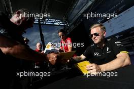 Kevin Magnussen (DEN), Renault Sport F1 Team  17.03.2016. Formula 1 World Championship, Rd 1, Australian Grand Prix, Albert Park, Melbourne, Australia, Preparation Day.