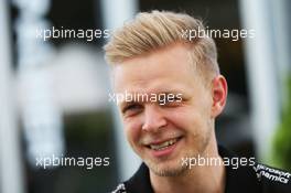 Kevin Magnussen (DEN) Renault Sport F1 Team. 17.03.2016. Formula 1 World Championship, Rd 1, Australian Grand Prix, Albert Park, Melbourne, Australia, Preparation Day.