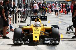 Kevin Magnussen (DEN) Renault Sport F1 Team RS16. 01.07.2016. Formula 1 World Championship, Rd 9, Austrian Grand Prix, Spielberg, Austria, Practice Day.