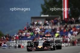 Daniil Kvyat (RUS) Scuderia Toro Rosso STR11. 01.07.2016. Formula 1 World Championship, Rd 9, Austrian Grand Prix, Spielberg, Austria, Practice Day.