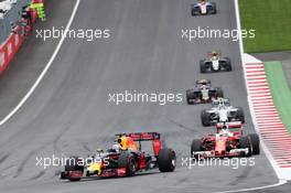 Daniel Ricciardo (AUS) Red Bull Racing RB12. 03.07.2016. Formula 1 World Championship, Rd 9, Austrian Grand Prix, Spielberg, Austria, Race Day.