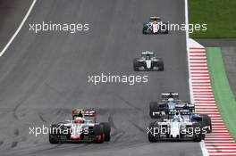 Esteban Gutierrez (MEX) Haas F1 Team VF-16 and Felipe Massa (BRA) Williams FW38 battle for position. 03.07.2016. Formula 1 World Championship, Rd 9, Austrian Grand Prix, Spielberg, Austria, Race Day.