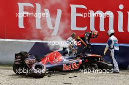 Daniil Kvyat (RUS) Scuderia Toro Rosso STR11 crashed in qualifying. 02.07.2016. Formula 1 World Championship, Rd 9, Austrian Grand Prix, Spielberg, Austria, Qualifying Day.