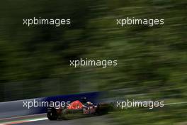 Carlos Sainz (ESP), Scuderia Toro Rosso 02.07.2016. Formula 1 World Championship, Rd 9, Austrian Grand Prix, Spielberg, Austria, Qualifying Day.
