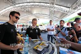 Jolyon Palmer (GBR), Renault Sport F1 Team and Kevin Magnussen (DEN), Renault Sport F1 Team  30.06.2016. Formula 1 World Championship, Rd 9, Austrian Grand Prix, Spielberg, Austria, Preparation Day.