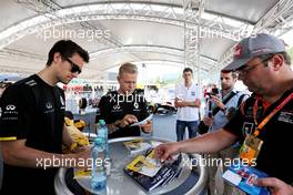 Jolyon Palmer (GBR), Renault Sport F1 Team and Kevin Magnussen (DEN), Renault Sport F1 Team  30.06.2016. Formula 1 World Championship, Rd 9, Austrian Grand Prix, Spielberg, Austria, Preparation Day.