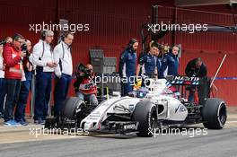 Valtteri Bottas (FIN) Williams FW38 in the pits. 22.02.2016. Formula One Testing, Day One, Barcelona, Spain. Monday.