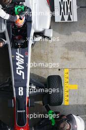 Romain Grosjean (FRA) Haas F1 Team VF-16. 22.02.2016. Formula One Testing, Day One, Barcelona, Spain. Monday.