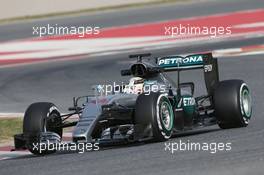 Lewis Hamilton (GBR) Mercedes AMG F1 W07 Hybrid. 22.02.2016. Formula One Testing, Day One, Barcelona, Spain. Monday.