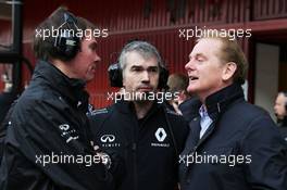(L to R): Alan Permane (GBR) Renault Sport F1 Team Trackside Operations Director with Nick Chester (GBR) Renault Sport F1 Team Chassis Technical Director and Jonathan Palmer (GBR). 22.02.2016. Formula One Testing, Day One, Barcelona, Spain. Monday.