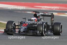 Jenson Button (GBR) McLaren MP4-31. 22.02.2016. Formula One Testing, Day One, Barcelona, Spain. Monday.