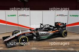 The Sahara Force India F1 VJM09 is unveiled. 22.02.2016. Formula One Testing, Day One, Barcelona, Spain. Monday.