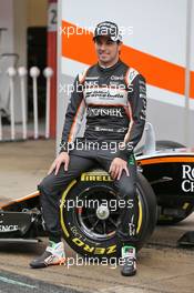 Sergio Perez (MEX) Sahara Force India F1 with the Sahara Force India F1 VJM09. 22.02.2016. Formula One Testing, Day One, Barcelona, Spain. Monday.