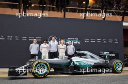 The Mercedes AMG F1 W07 Hybrid unveiling (L to R): Andy Cowell (GBR) Mercedes-Benz High Performance Powertrains Managing Director; Lewis Hamilton (GBR) Mercedes AMG F1; Toto Wolff (GER) Mercedes AMG F1 Shareholder and Executive Director; Nico Rosberg (GER) Mercedes AMG F1; Paddy Lowe (GBR) Mercedes AMG F1 Executive Director (Technical). 22.02.2016. Formula One Testing, Day One, Barcelona, Spain. Monday.