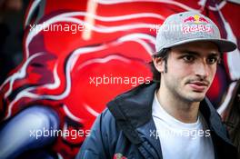 Carlos Sainz Jr (ESP) Scuderia Toro Rosso with the media. 22.02.2016. Formula One Testing, Day One, Barcelona, Spain. Monday.