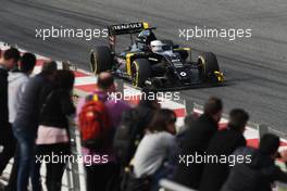 Kevin Magnussen (DEN) Renault Sport F1 Team RS16. 25.02.2016. Formula One Testing, Day Four, Barcelona, Spain. Thursday.